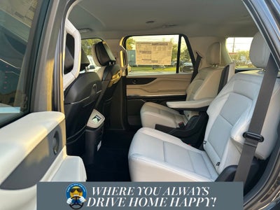 2026 Lincoln Navigator Premiere