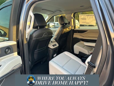 2026 Lincoln Navigator Premiere