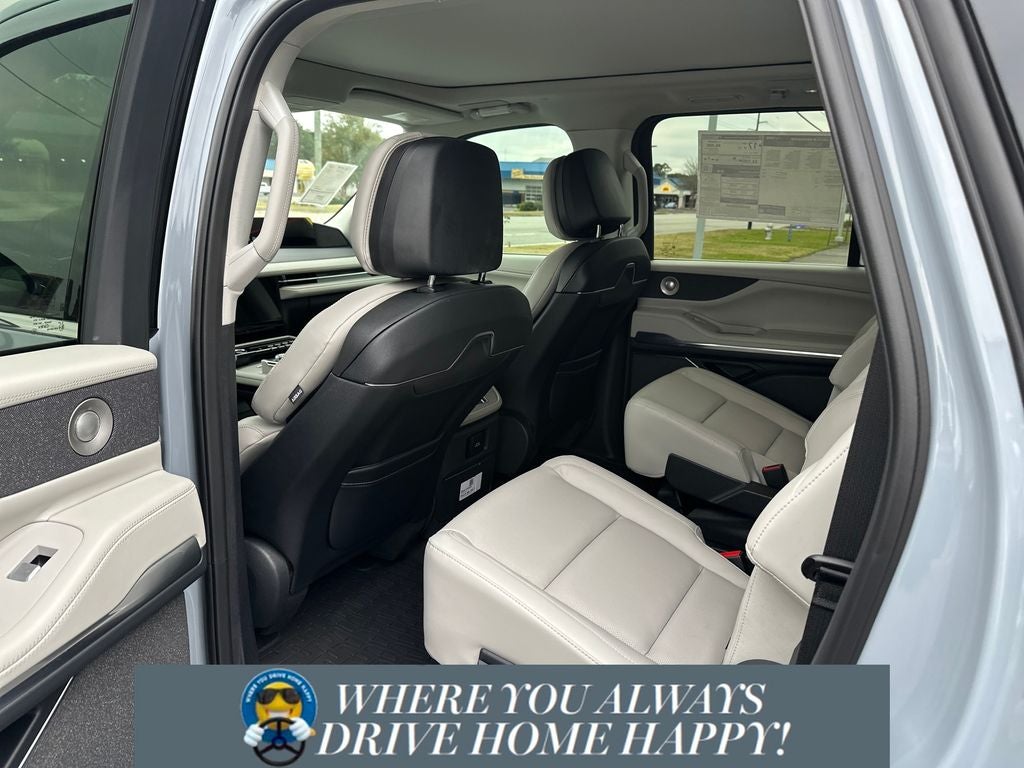 2025 Lincoln Navigator L Reserve