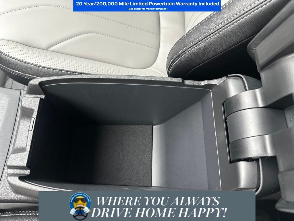 2026 Ford Escape Hybrid Platinum