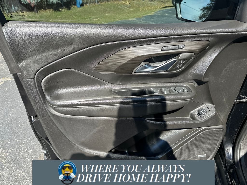 2023 GMC Terrain SLT