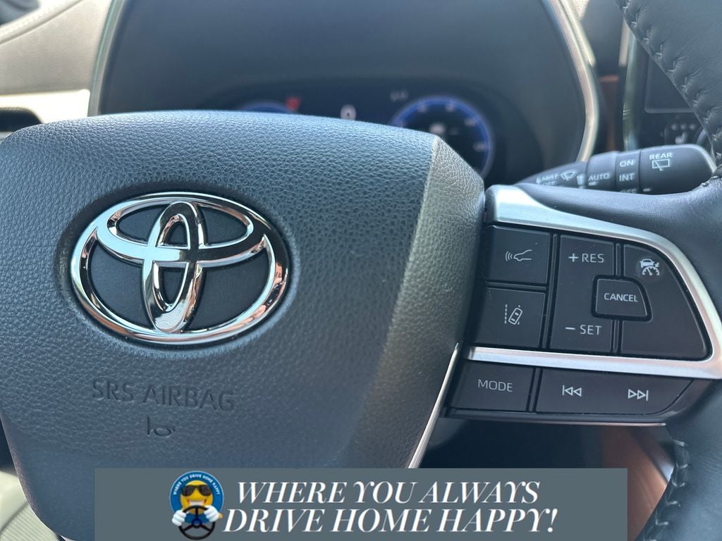 2024 Toyota Highlander Hybrid Platinum