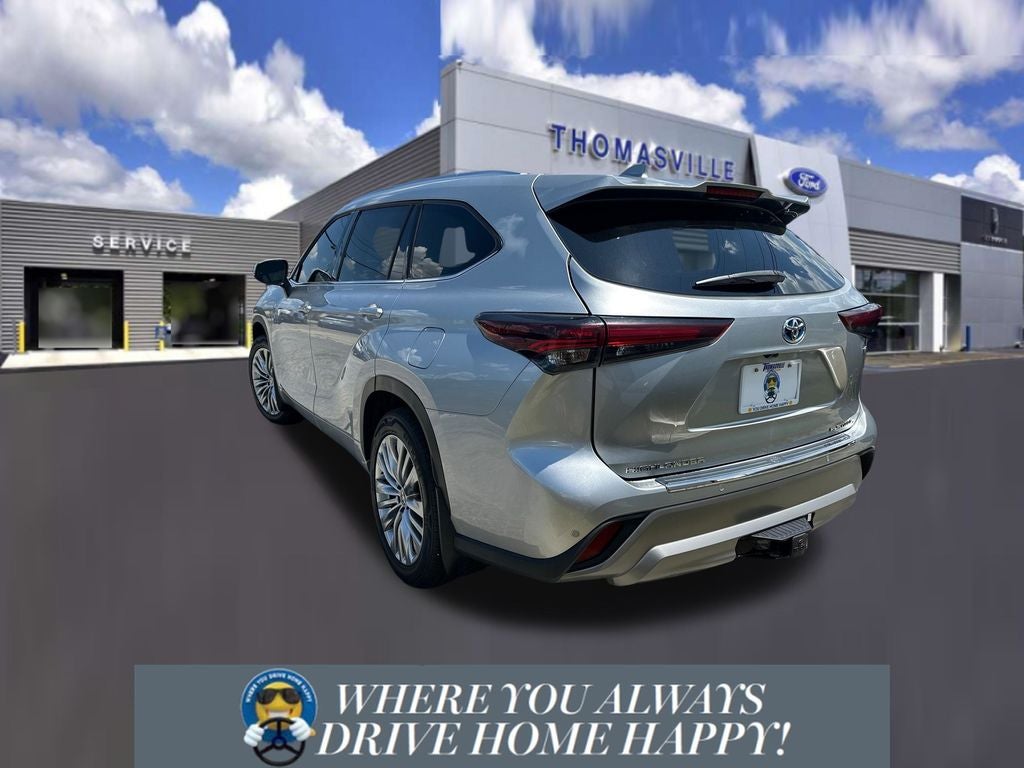 2024 Toyota Highlander Hybrid Platinum