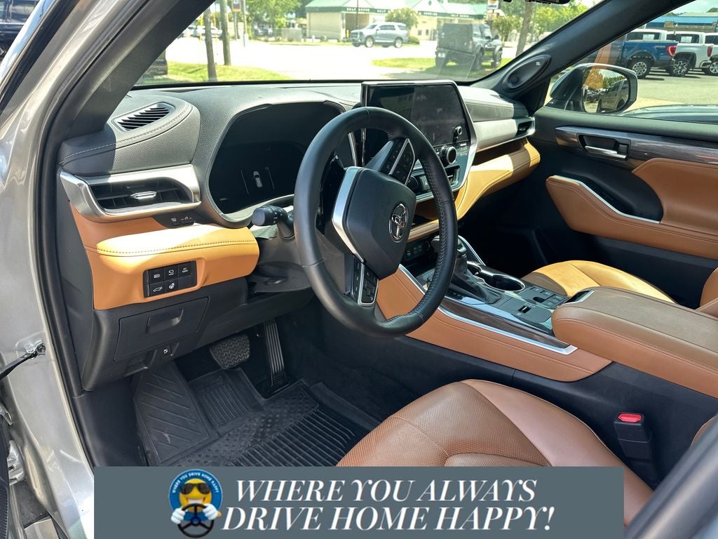 2024 Toyota Highlander Hybrid Platinum